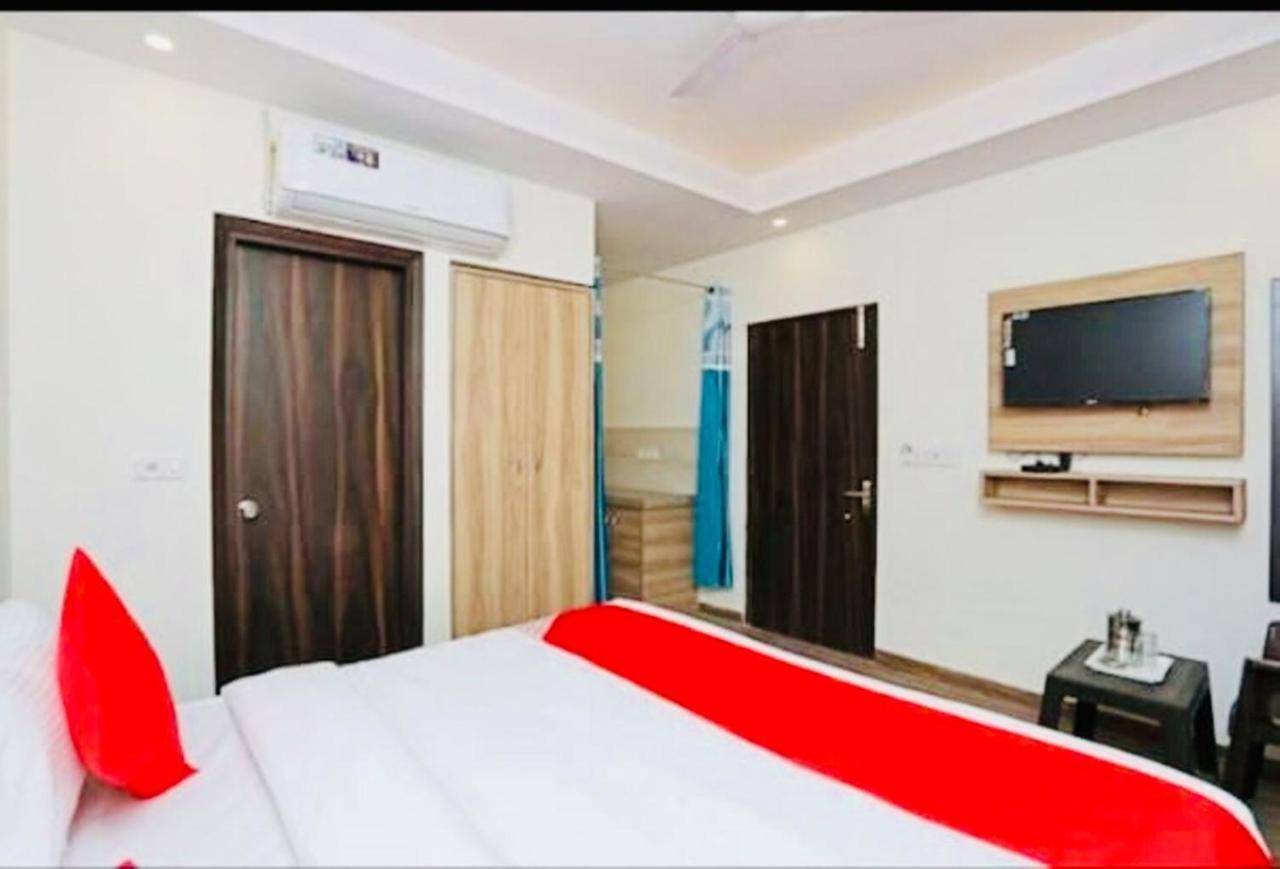 Hotel Golden Bliss At New Delhi International Airport Exteriér fotografie